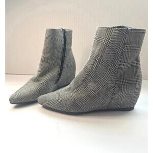 Aquatalia Plaid Black White Pointy Toe Wedge Heel Side Zip Ankle Bootie Boot 8.5